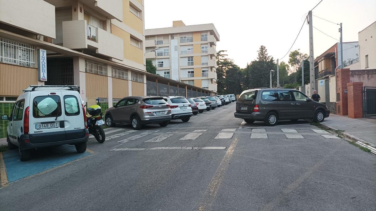 L'avinguda Pirineus, un espai utilitzat per molta gent que que no viu al barri