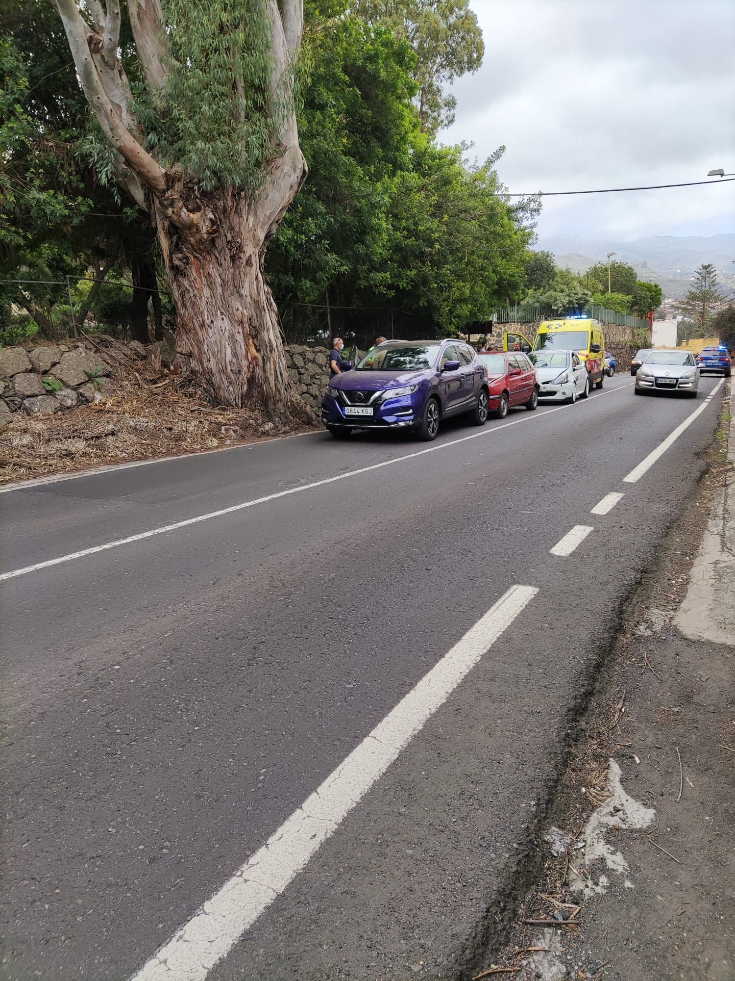 Accidente con tres vehículos implicados en Santa Brígida (3/04/2021)