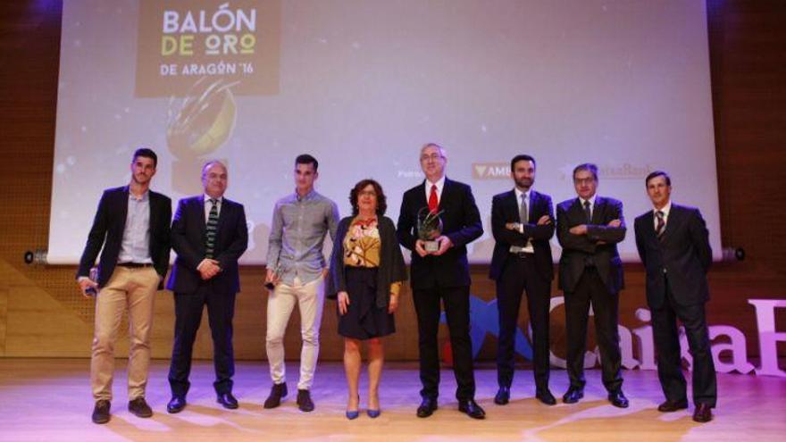 Jesús Vallejo se lleva el Balón de Oro de Aragón de El Periódico