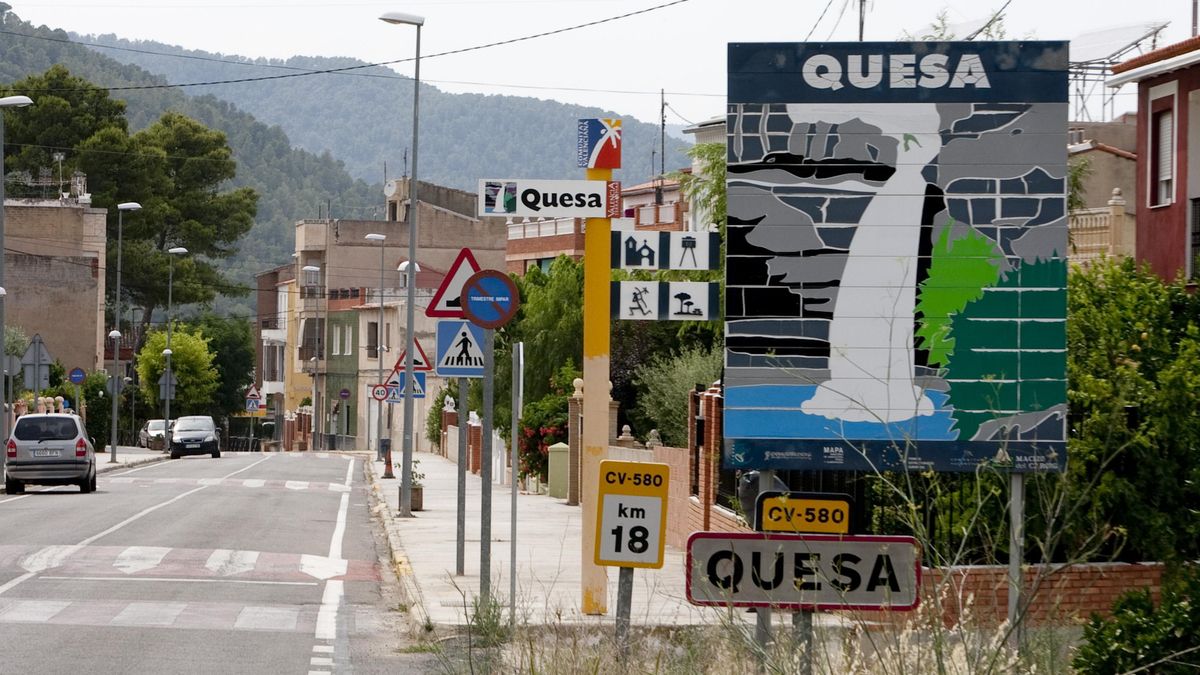 Entrada a Quesa desde la carretera CV-580, sobre la que se ejecutará la variante.