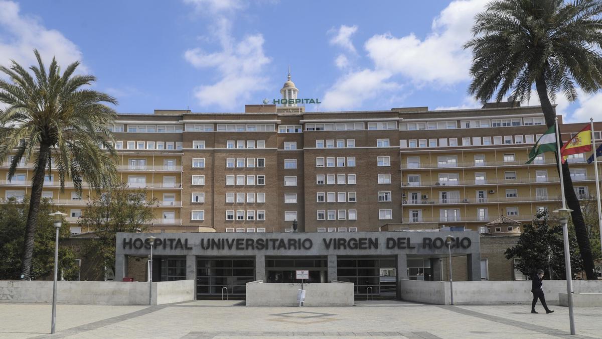 Fachada del Hospital Universitario Virgen del Rocío, Sevilla