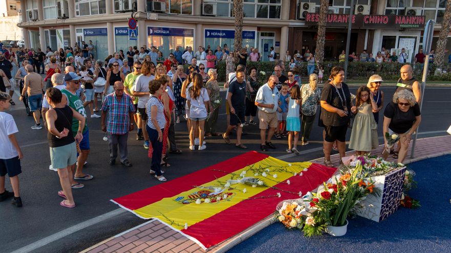 Santa Pola no olvida el atentado de ETA 23 años después: &quot;Hasta que todos los cómplices caigan no me iré en paz&quot;