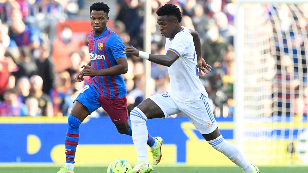 Vinícius Júnior, durante el Barça - Madrid disputado en el Camp Nou el pasado 24 de octubre