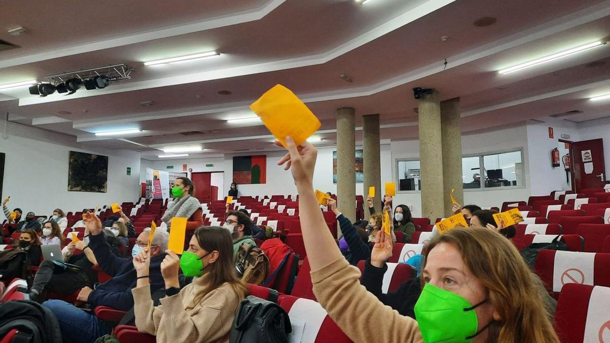 Votacions a l’última assemblea general de la Coordinadora Valenciana d’ONGD. | CV ONGD