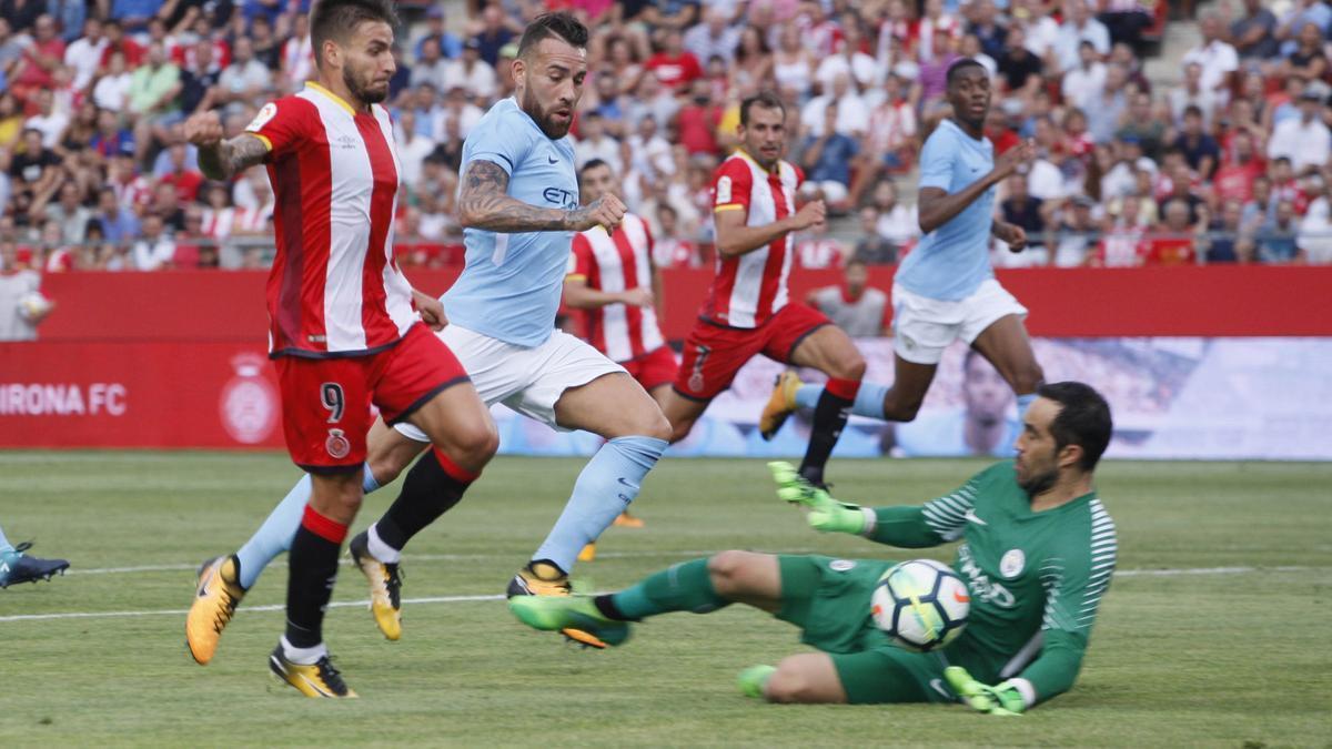 Imatge d'arxiu d'un partit entre el Girona FC i el Manchester City a Montilivi l'estiu de 2017