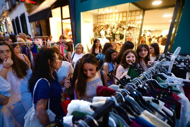 La Shopping Night seduce a miles de cordobeses