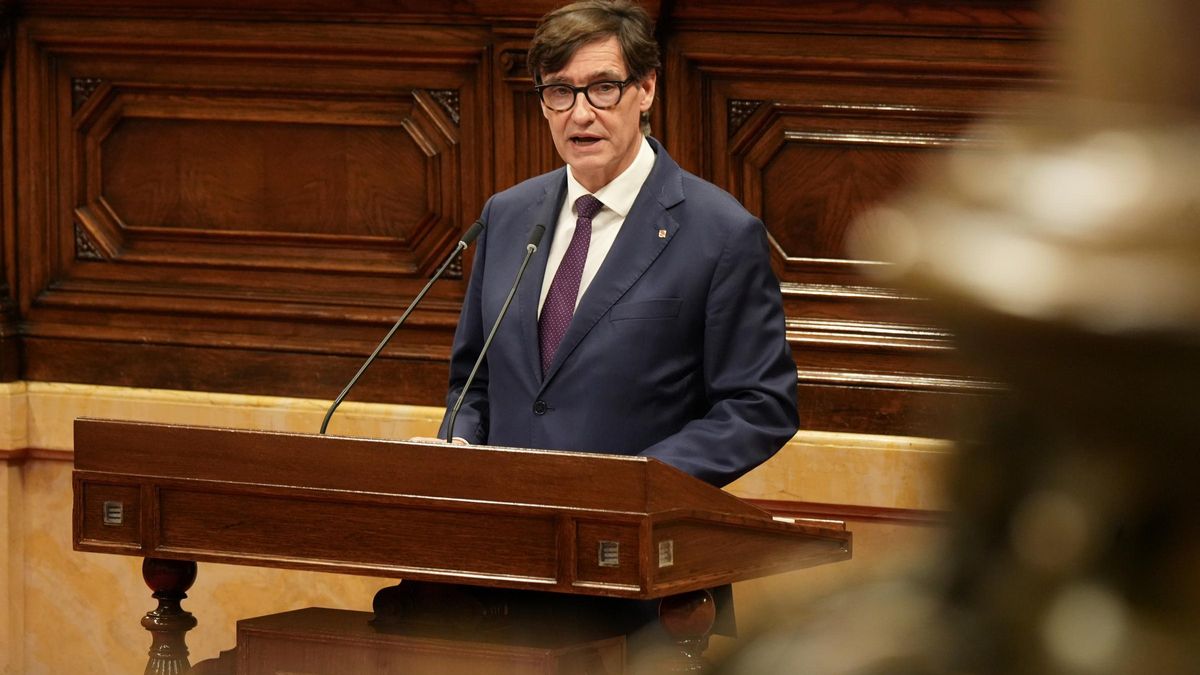 El president de la Generalitat, Salvador Illa, intervenint al ple aquest dimarts
