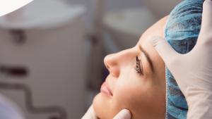 Rinoplastia ultrasónica: así es la novedosa técnica para modificar la nariz con menos hematomas