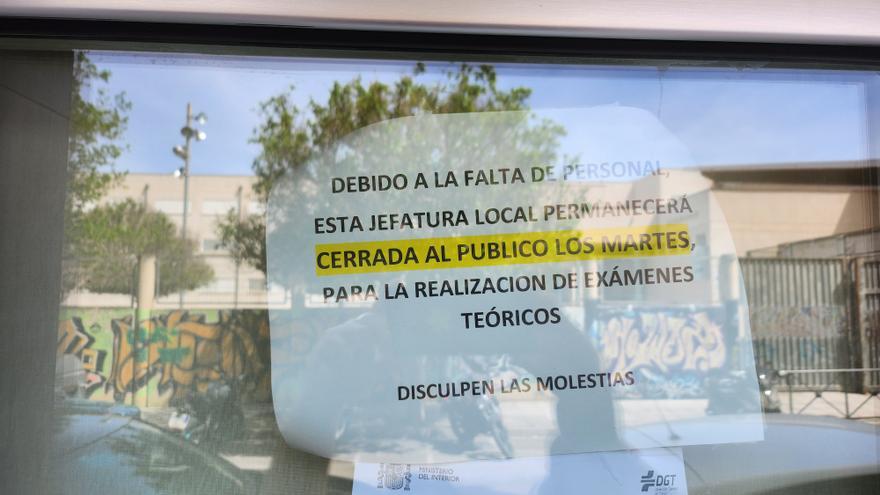 La oficina de Tráfico en Ibiza cierra un día la atención al público por varias bajas