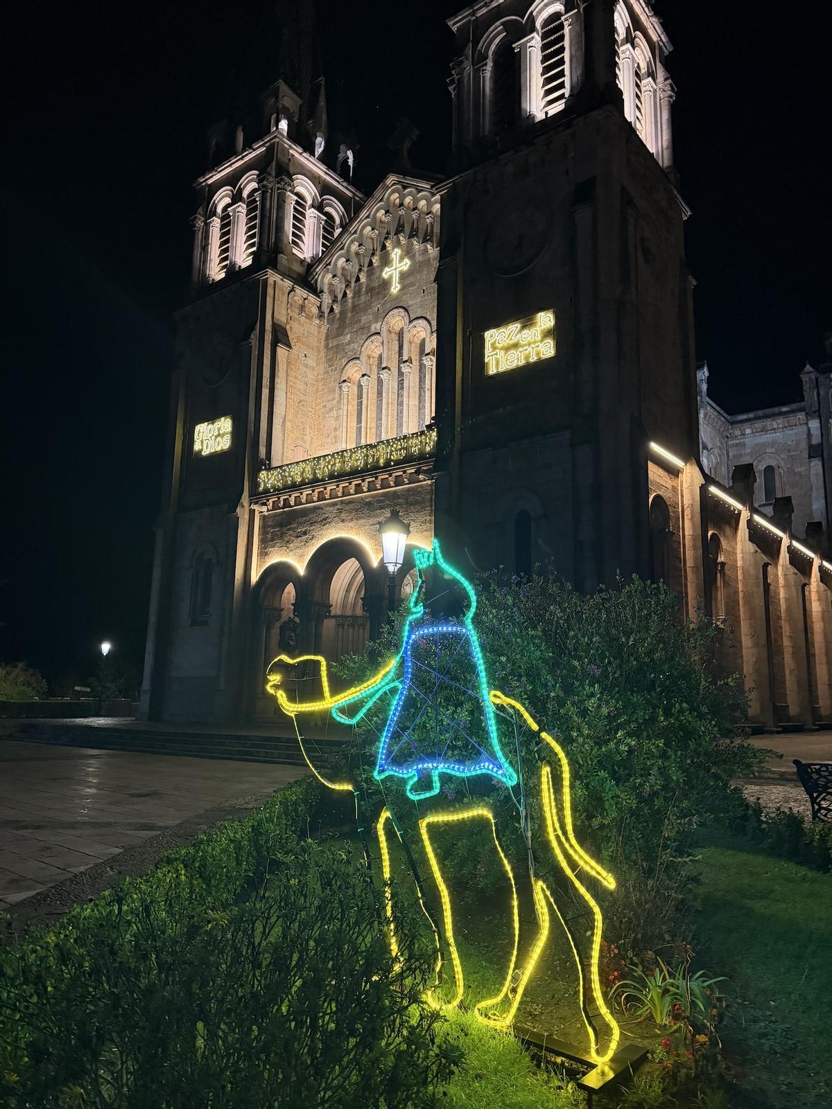 Así de espectacular luce Covadonga por Navidad