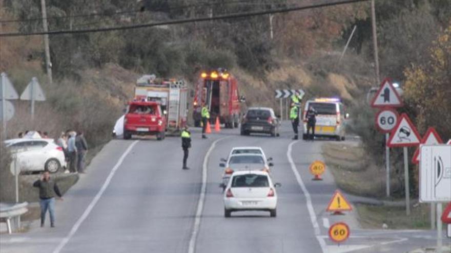 La edil de Fuente Tójar Ángeles Barea muere en accidente de tráfico