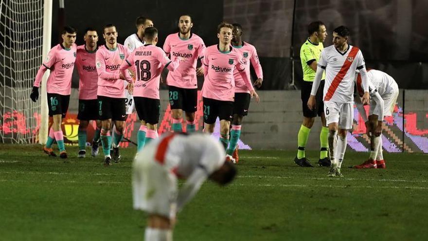 El Barça sufre en Vallecas para seguir vivo en la Copa (1-2)