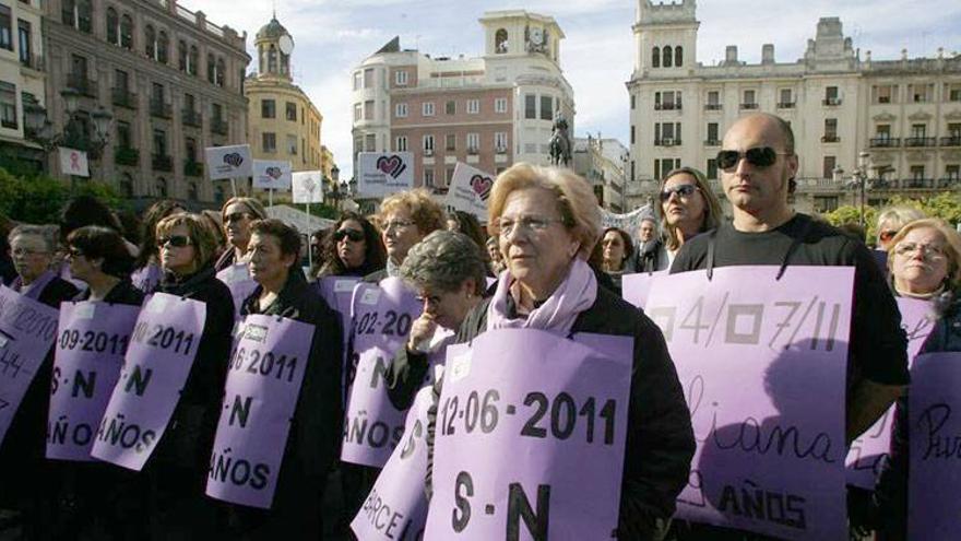 2.000 cordobeses claman contra la violencia a las mujeres