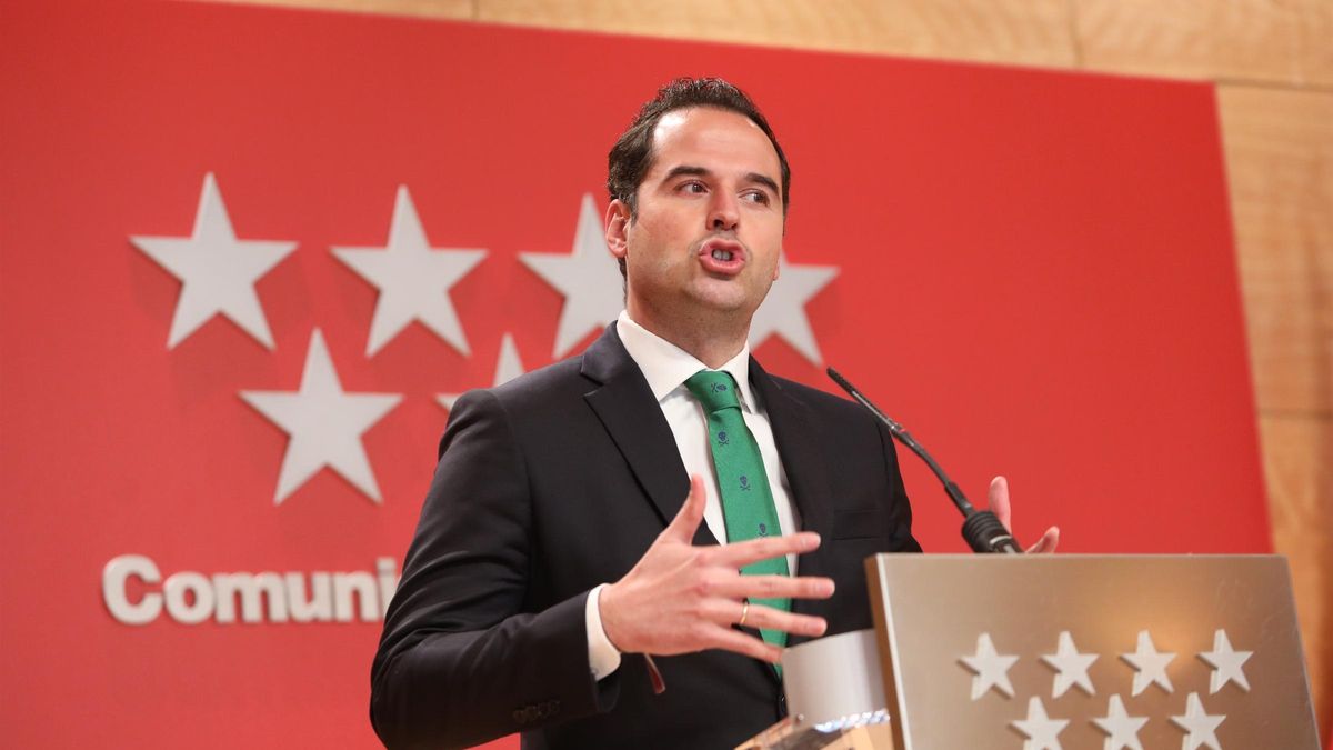 Aguado propone que los vacunados puedan moverse sin restricciones en Semana Santa.
