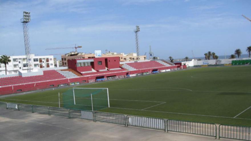 El estadio municipal de fútbol llevará el nombre del fallecido Antonio Mederos