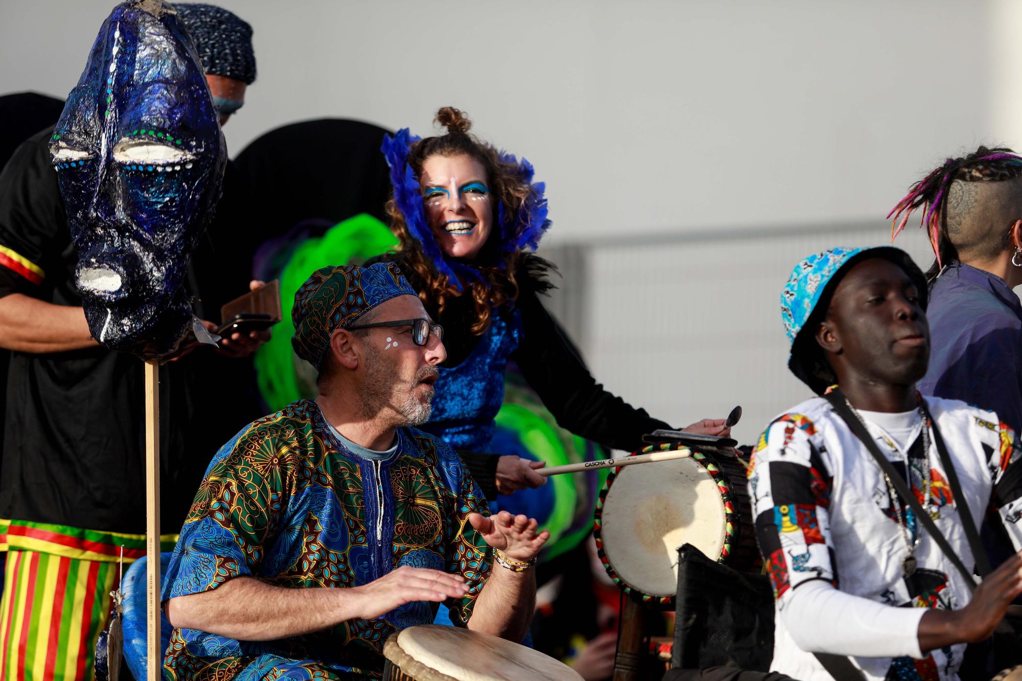 Todas las imágenes de la rúa de carnaval 2023 en Santa Eulària