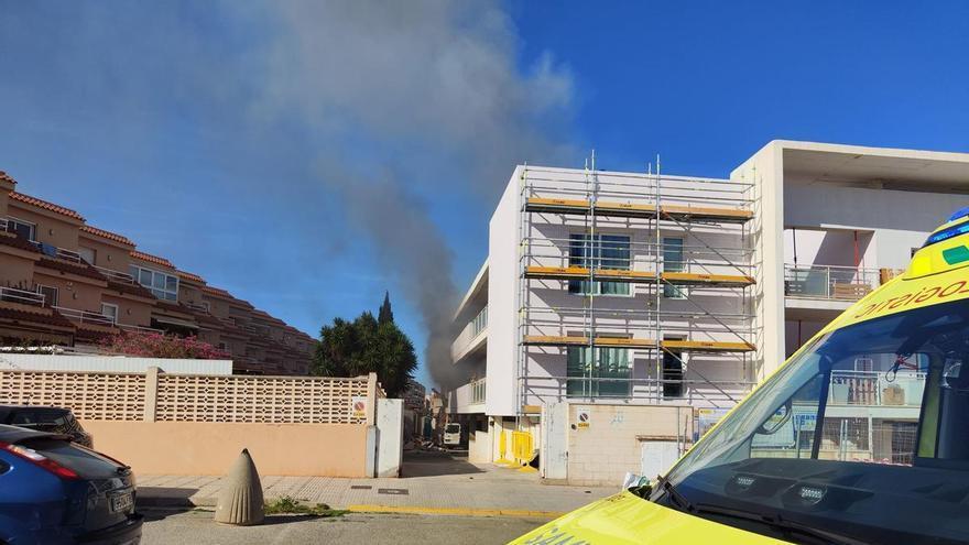 Siete heridos, dos en estado crítico, en una explosión de gas en un piso de Ibiza