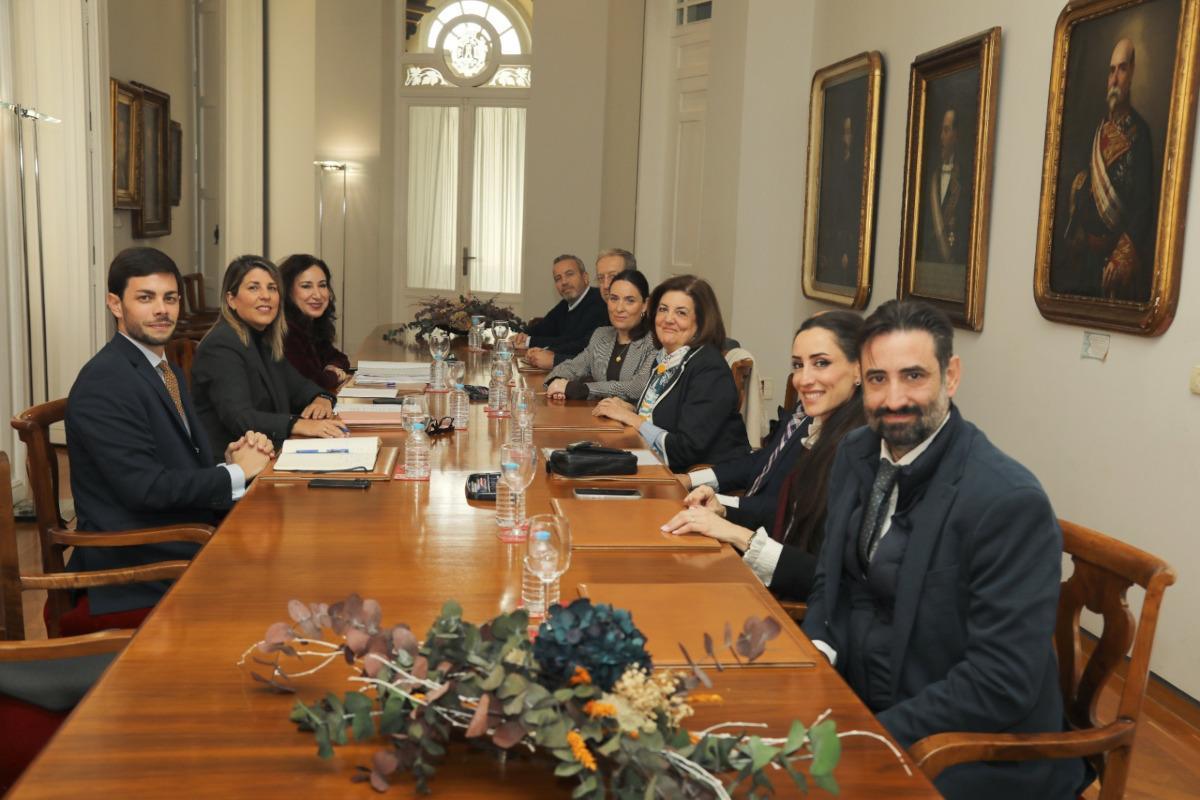 La alcaldesa de Cartagena, Noelia Arroyo, durante la reunión por la ampliación del Campus.