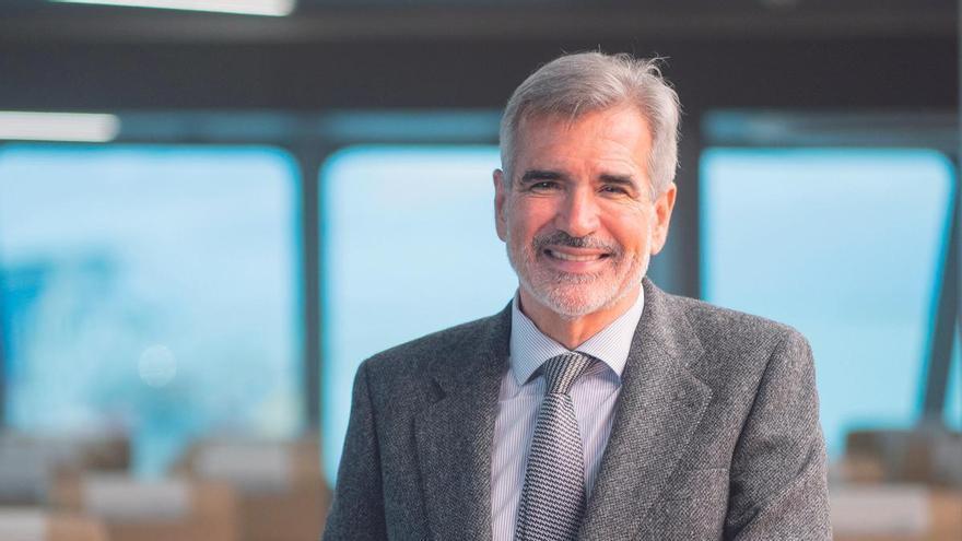 Baleària sube al podio europeo con la compra de Armas