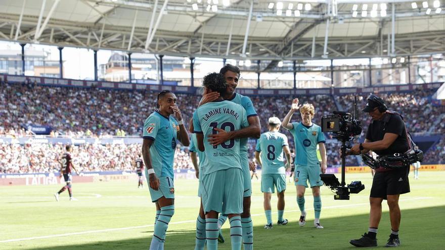 El Barça contracultural de Xavi Espart consigue ante el competitivo Levante su quinto triunfo en la Liga