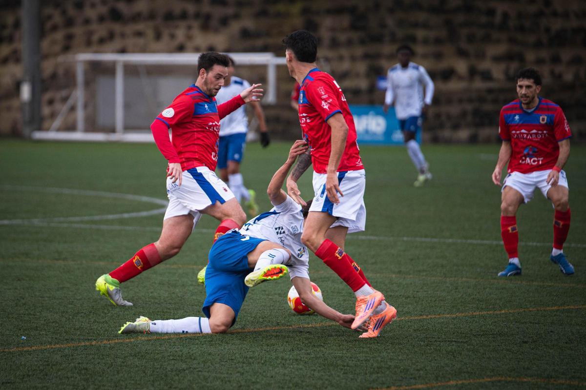 Partido de Tercera RFEF CD Tenerife C-UD Lanzarote Partido de Tercera RFEF CD Tenerife C-UD Lanzarote