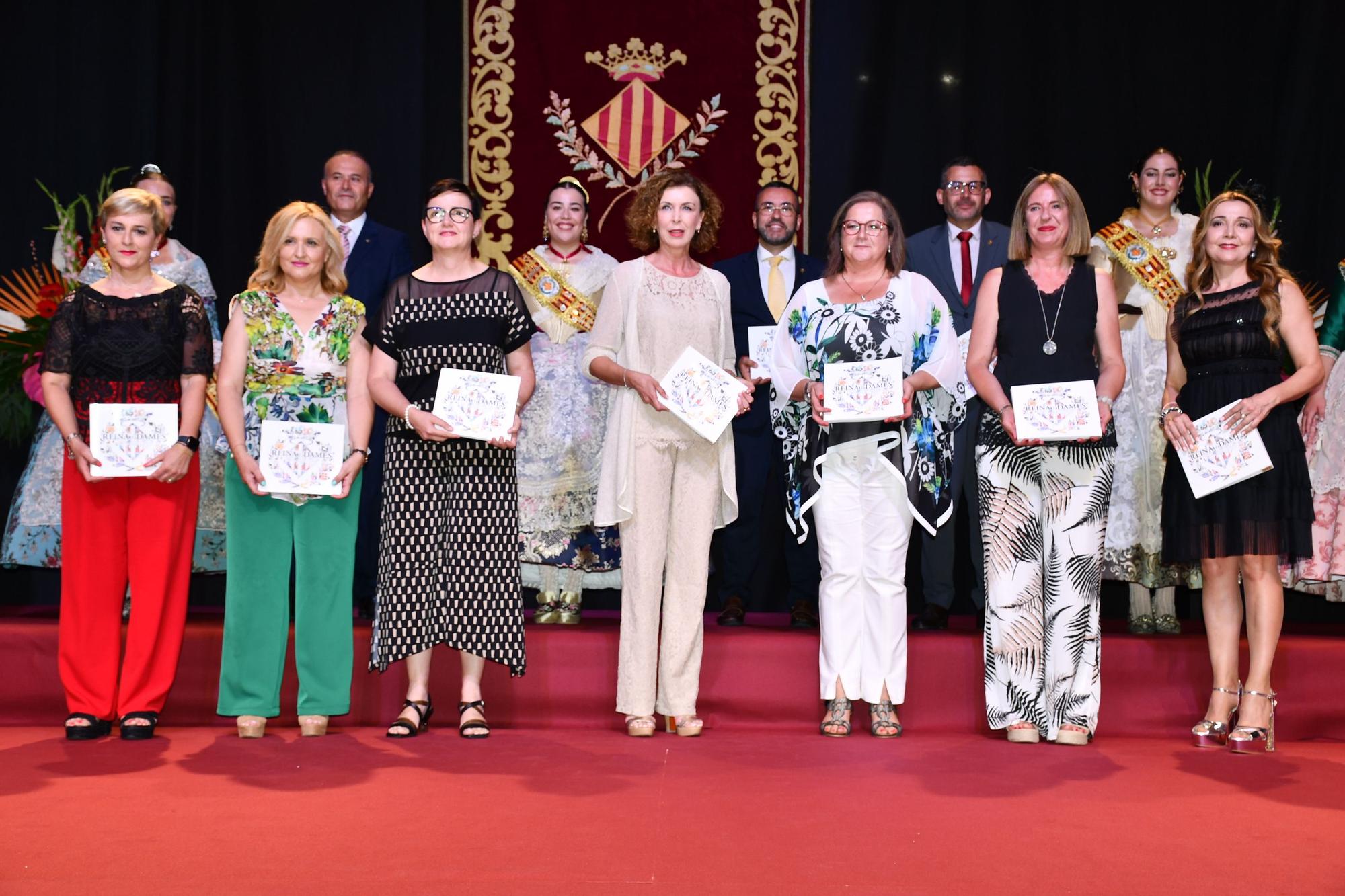 Homenaje 75 aniversario de reina y damas de fiestas de Vila-real