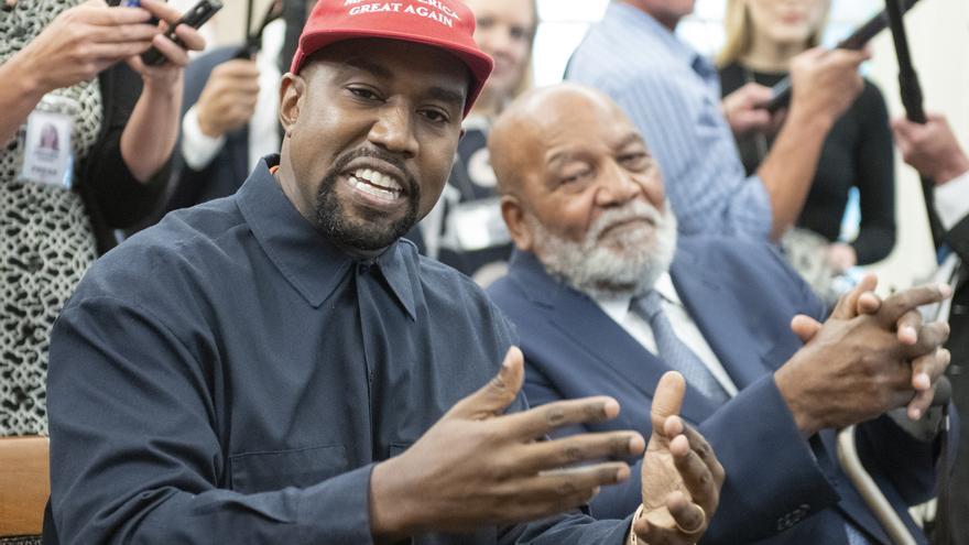 Kanye West afirma durante un programa de televisión que le gusta Hitler