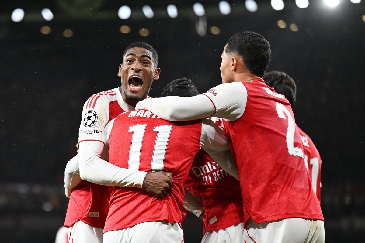 Mosquera puede hacer historia con un doblete en el Arsenal