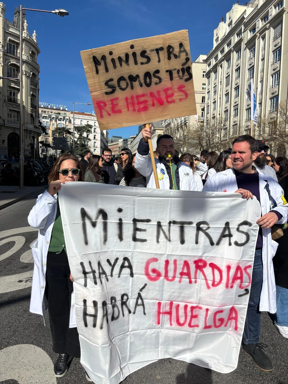 Marcha de médicos, este lunes, en Madrid
