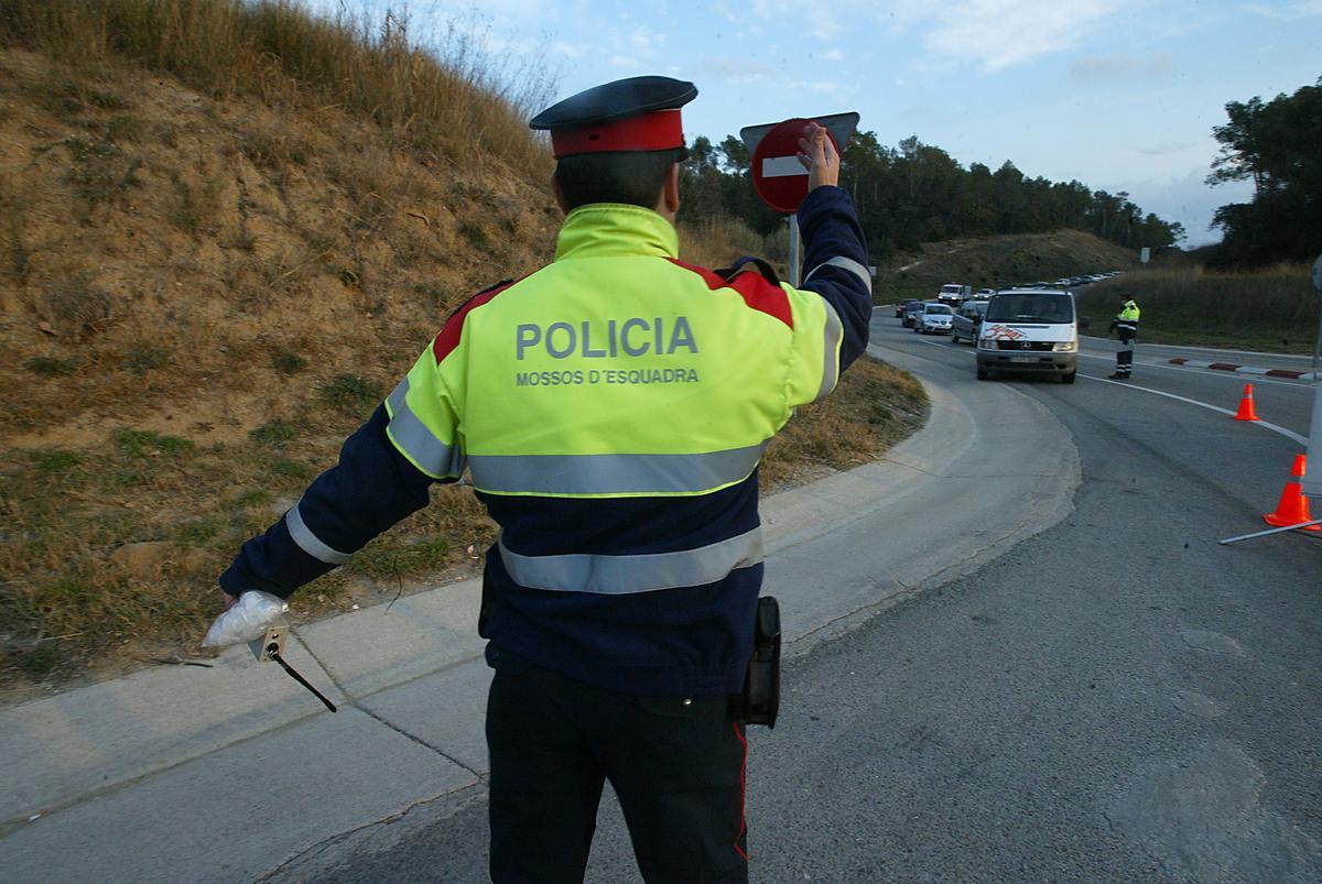 Mossos arriba al 30% de dones comissàries al nomenar-ne quatre de noves i dos homes en el rang