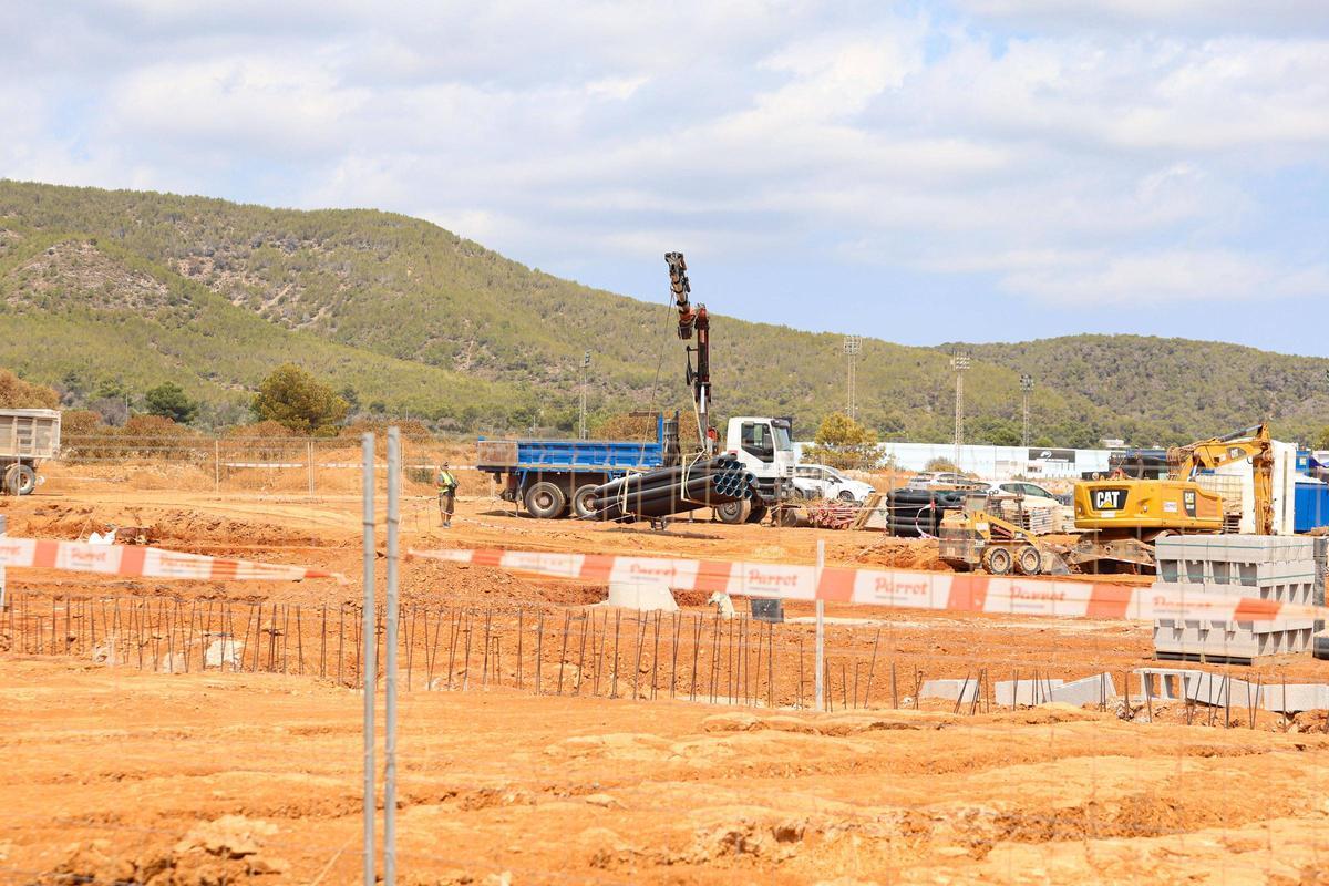 Aquí están todas las fotos de las obras del futuro estadio de Es Putxet