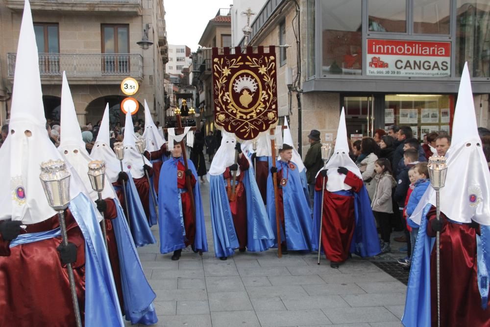 Madruga la Negación, trasnocha el Silencio