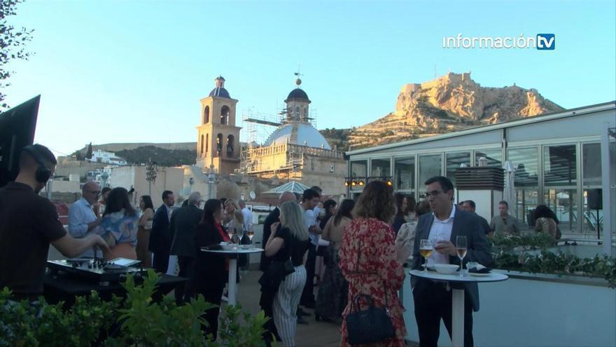 Hospes Amérigo da la bienvenida a la temporada estival en su rooftop