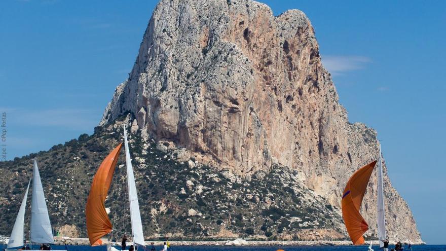 La bahía de Calpe será el escenario de la regata de este fin de semana