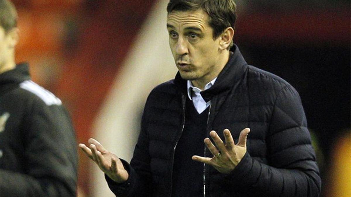 Gery Neville, entrenador del Valencia
