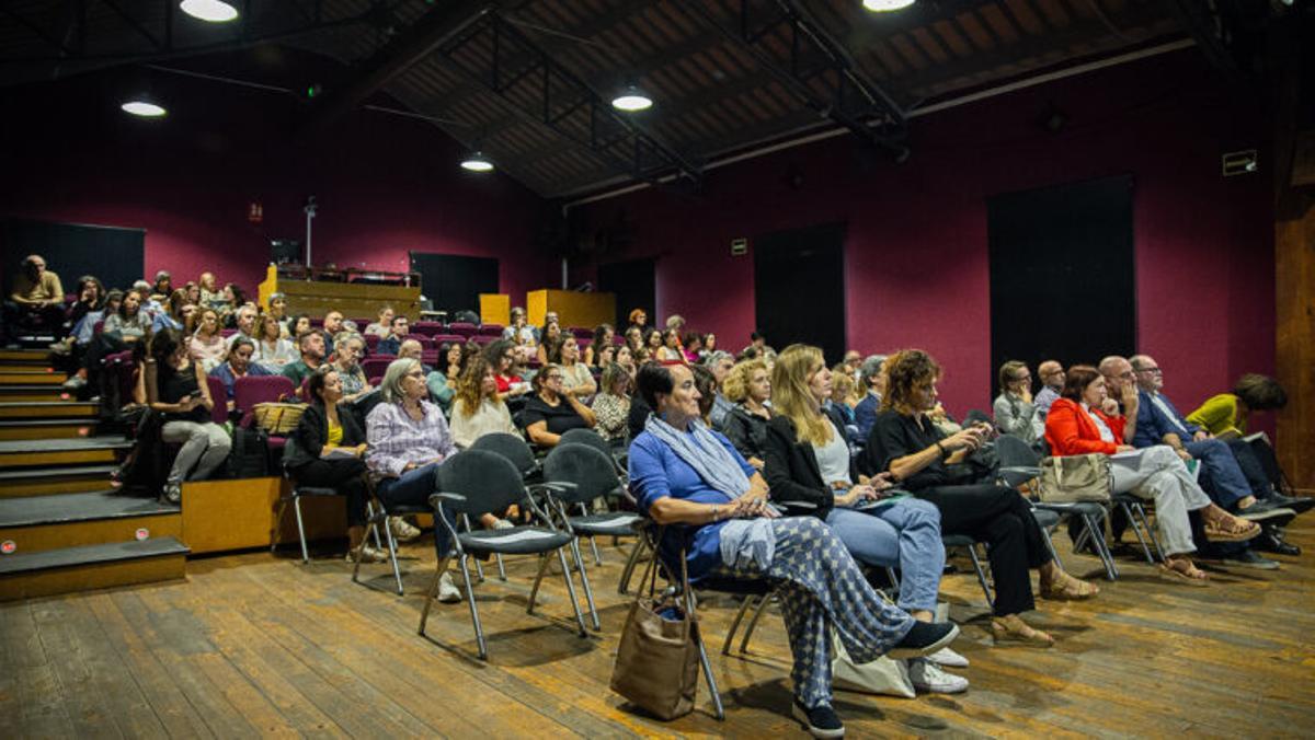Presentación del Observatorio de las Migraciones y el Refugio de Barcelona