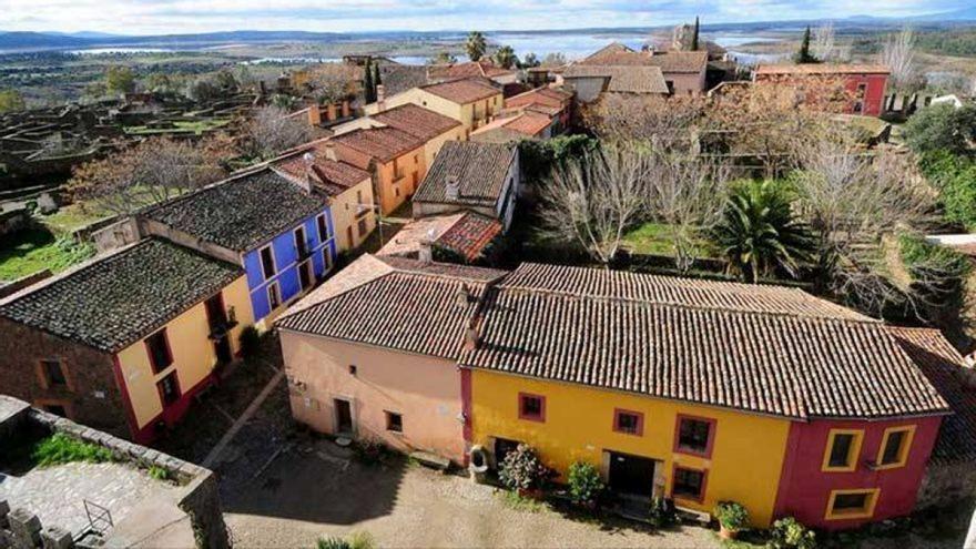 El histórico pueblo fantasma de Cáceres, ¿desalojado por error?