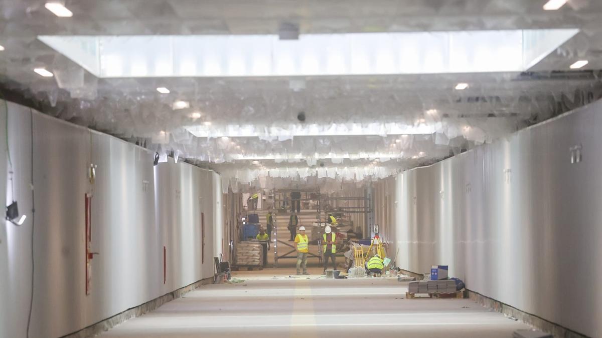Así avanzan las obras del túnel peatonal del metro que une las estaciones de Xàtiva y Alicante