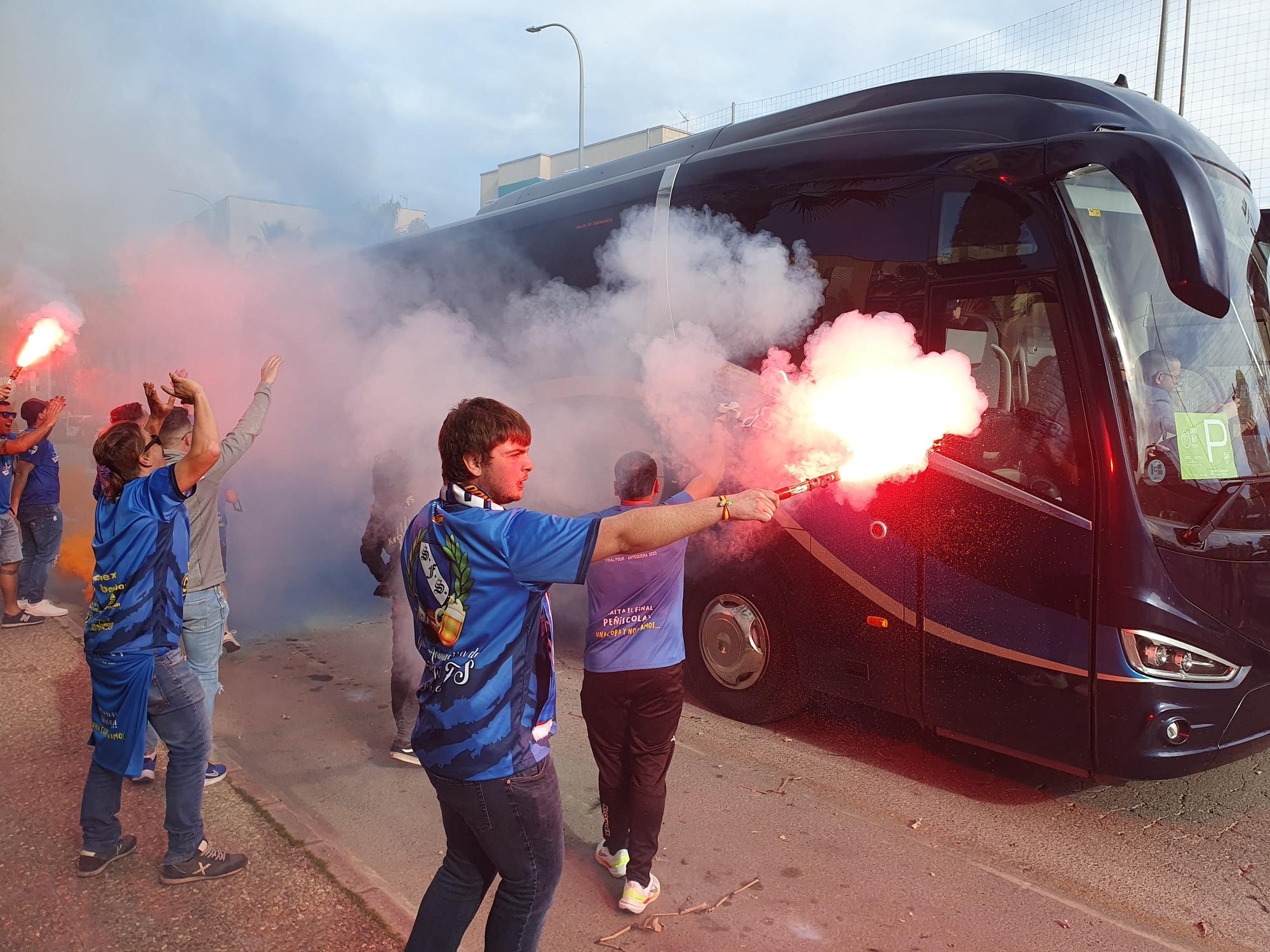 GALERÍA | Las mejores imágenes de la afición del Peñíscola en las semifinales de Copa