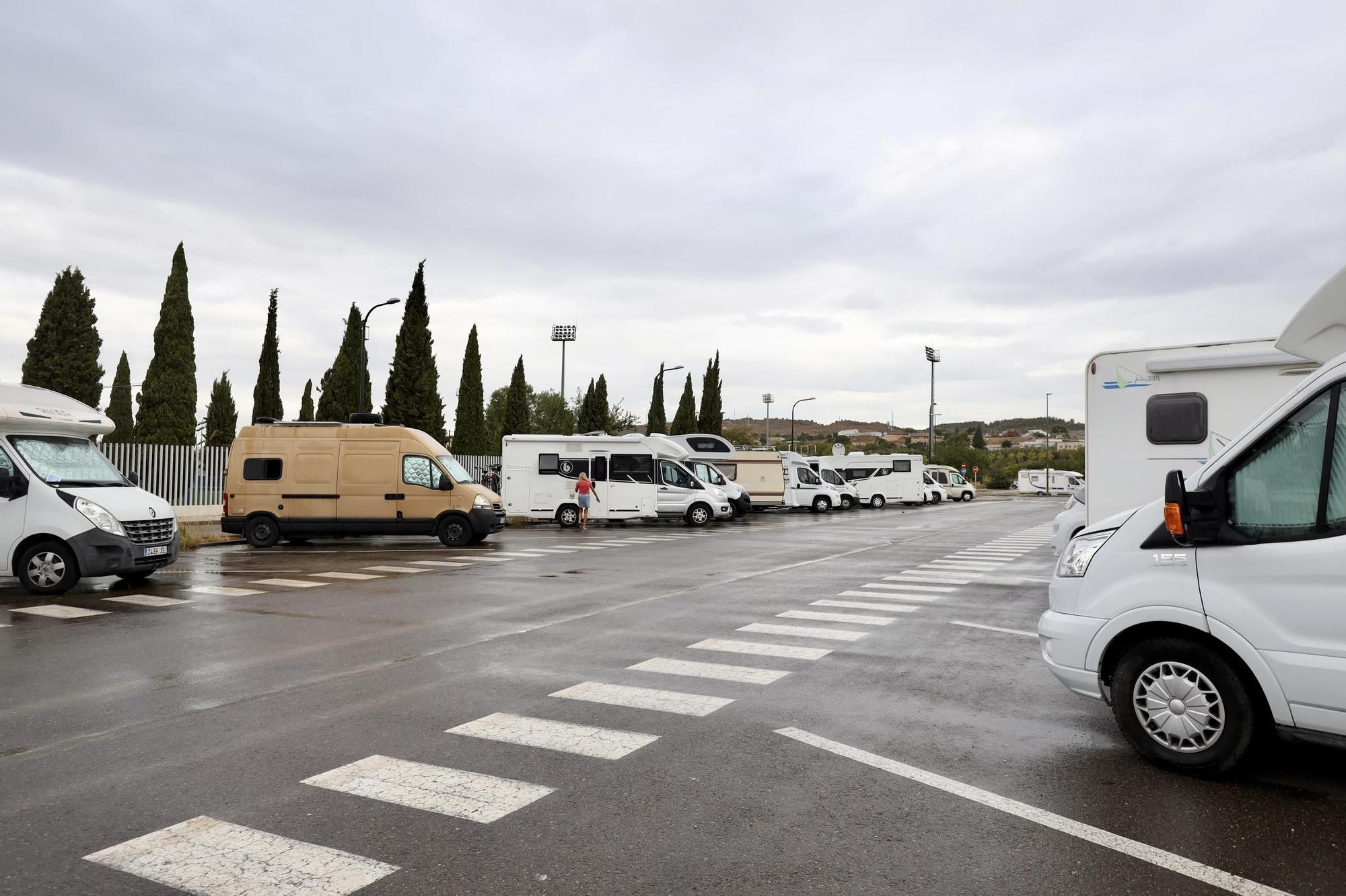 En imágenes | El área de aparcamiento de autocaravanas de Zaragoza