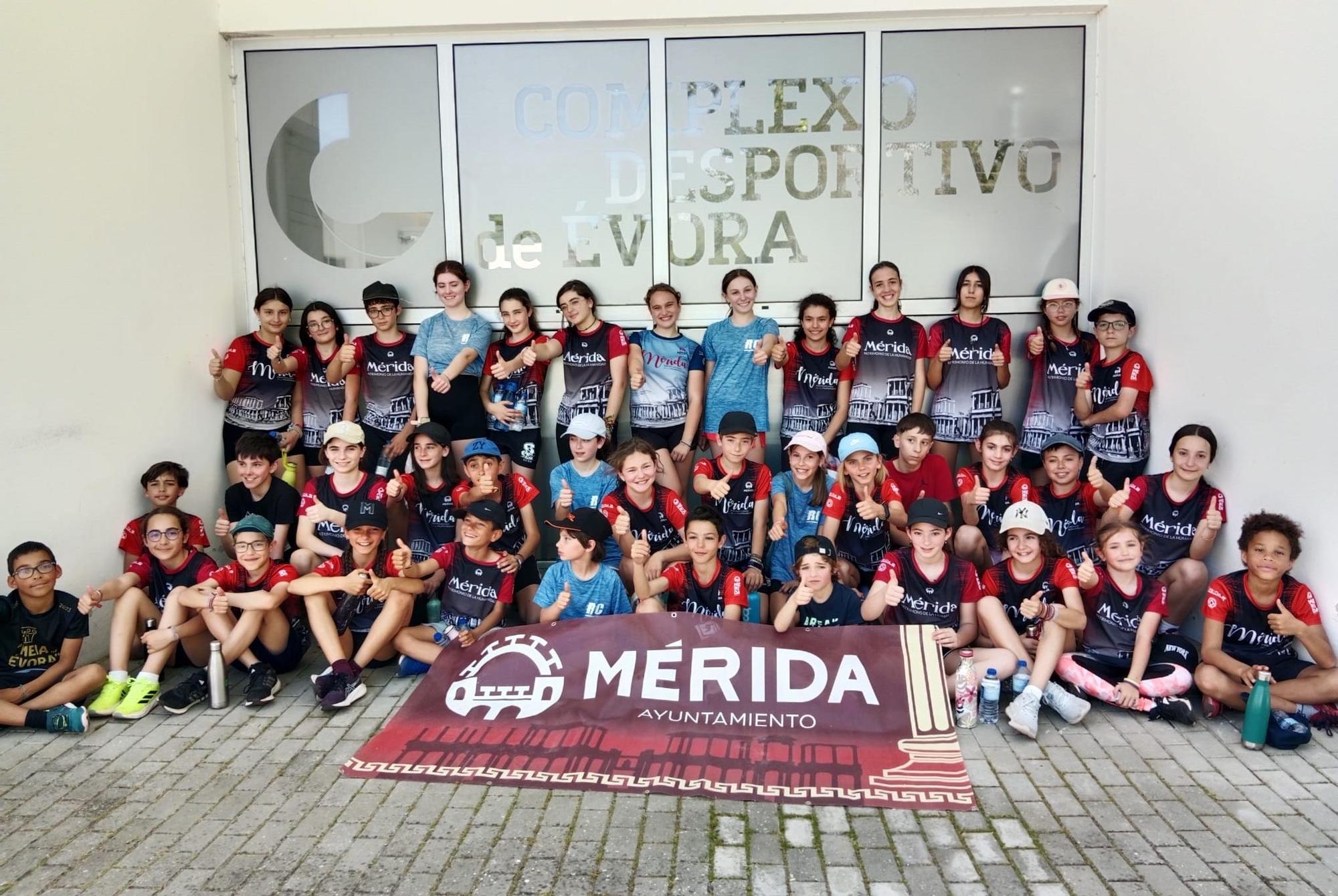 Los alumnos de Mérida y Évora, unidos por el deporte