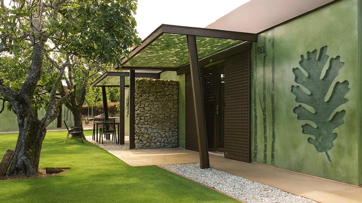 Exterior de una de las viviendas industrializadas de esta firma, que cuenta con fábrica en Coria.