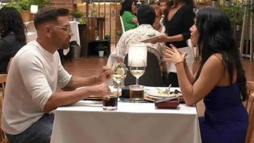 La hilarante comparación de una comensal de &#039;First Dates&#039; a su cita con un tinerfeño: &quot;Los isleños son todos como Bob Marley&quot;