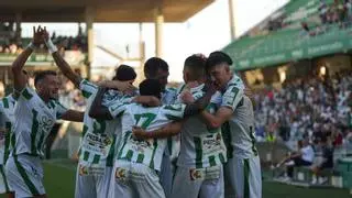El Córdoba CF tira de pegada para golear al Atlético Sanluqueño