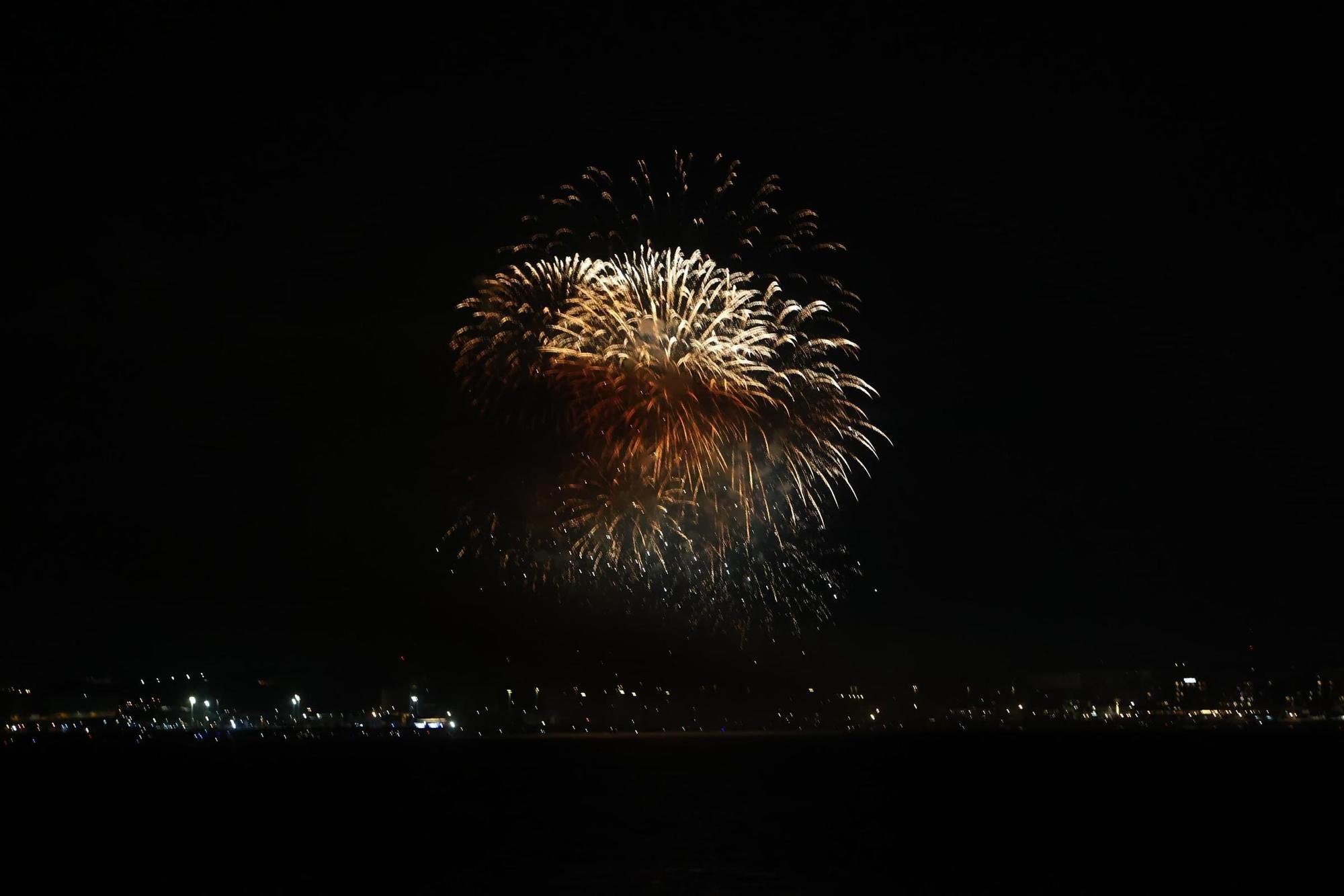 Así ha sido la última sesión de fuegos artificiales de las Hogueras de Alicante