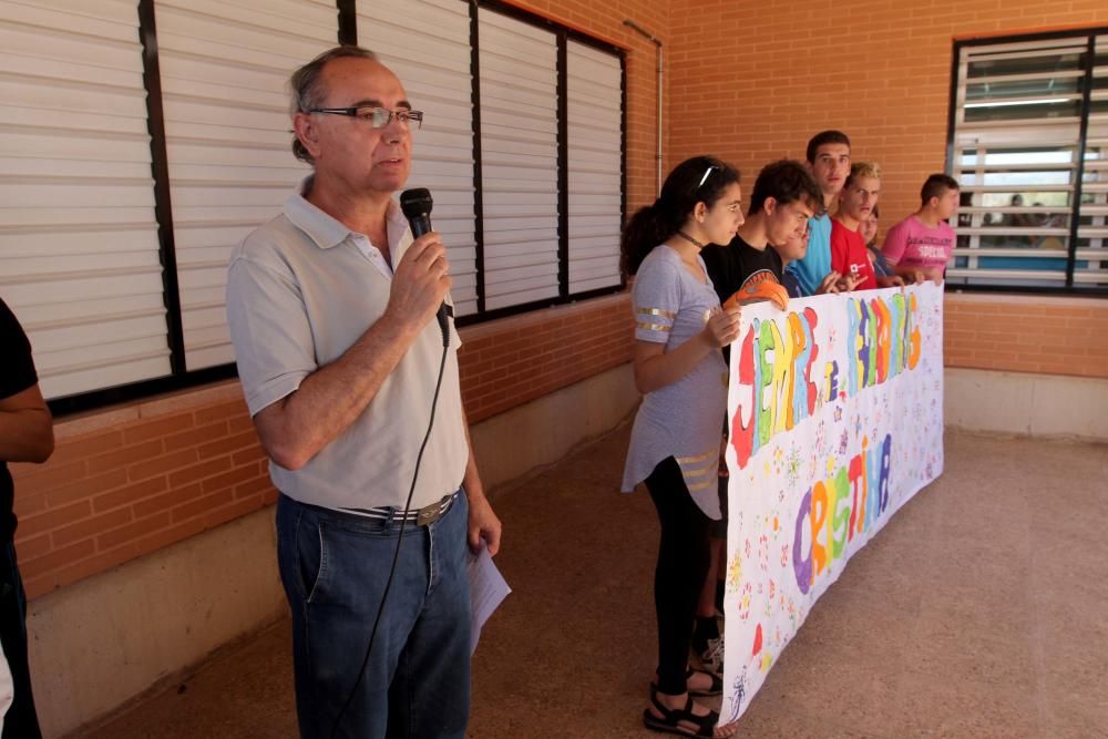 Minuto de silencio en el colegio Primitiva Lopez