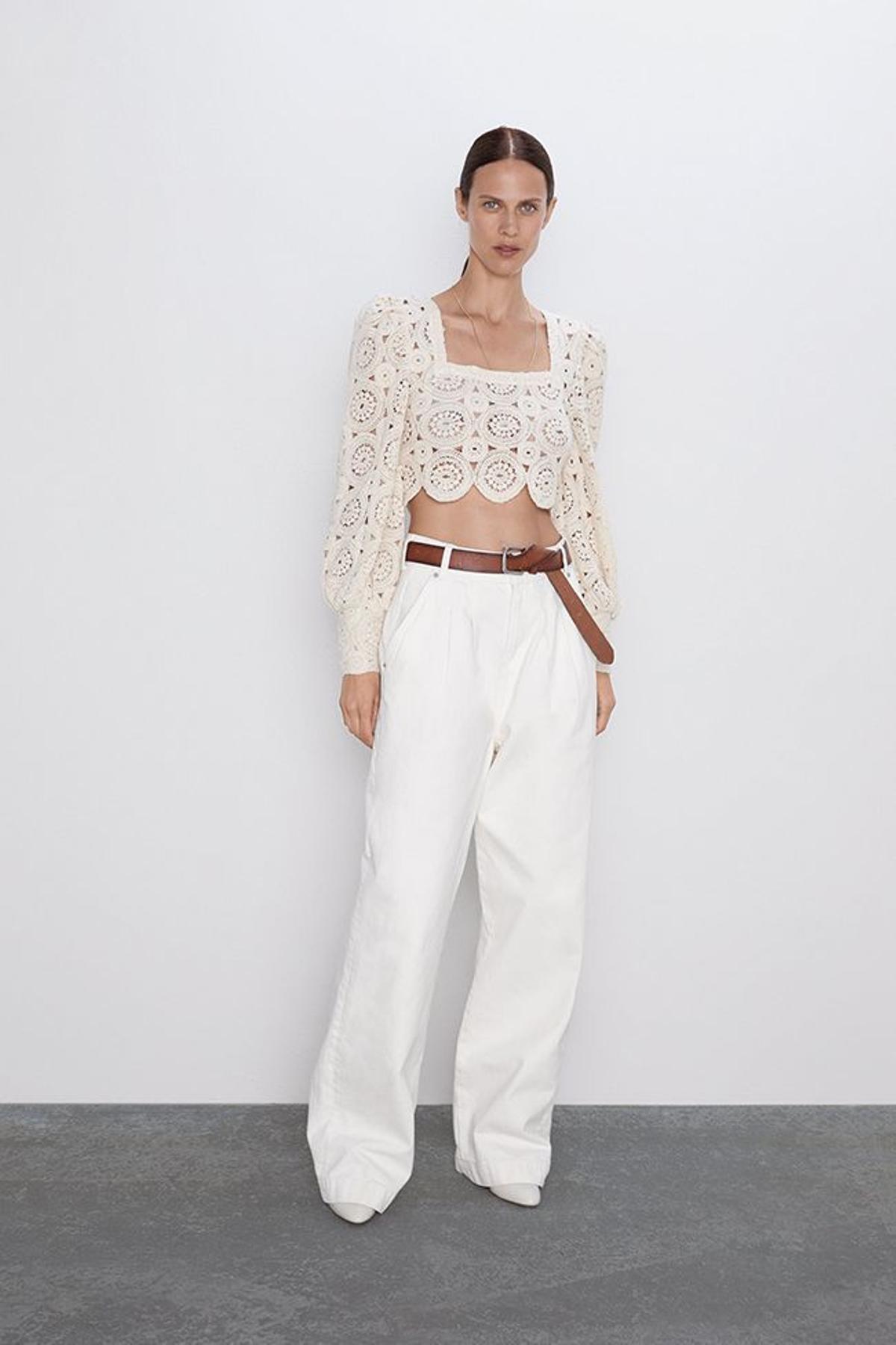 De croché y con manga abullonada: el 'top' que protagonizará tus 'looks'  más 'boho' este verano está en Zara - Woman