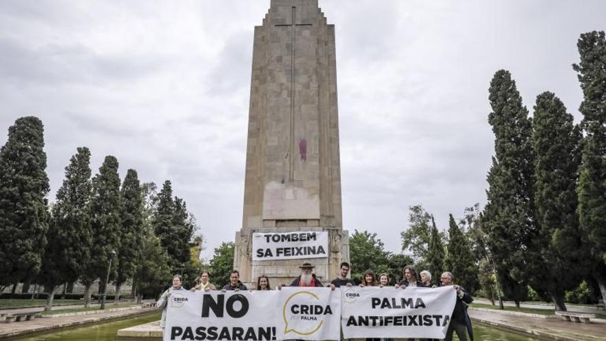 Las feministas critican que el Consell elimine la dirección de Igualdad