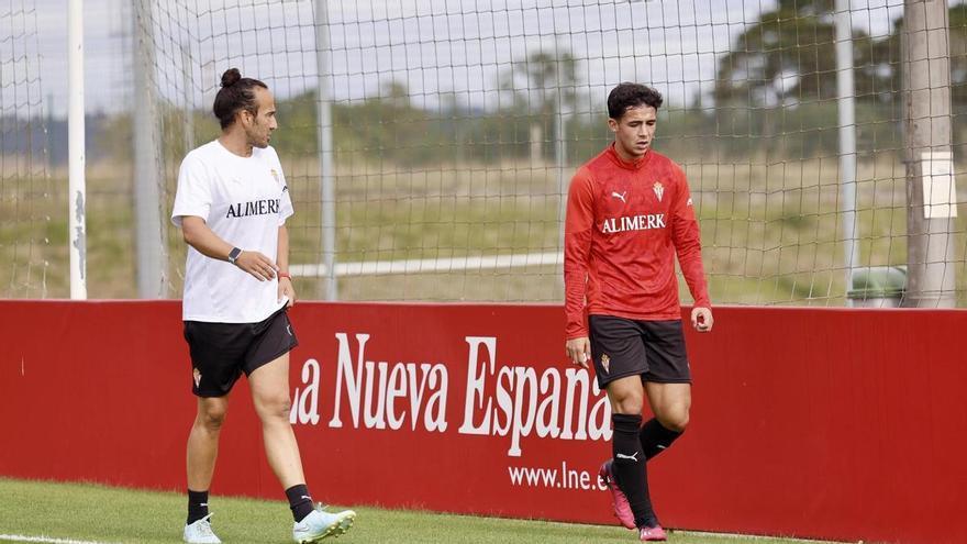El fichaje de un pivote, a fuego lento: intrahistoria y las claves del mercado del Sporting de Gijón