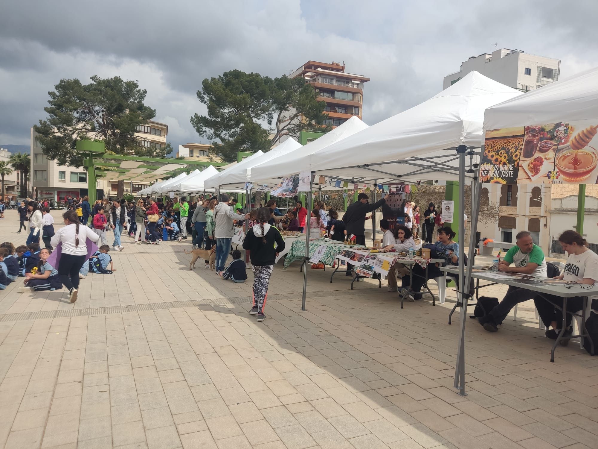 Inca recupera el Dijous Gros con un gran ambiente